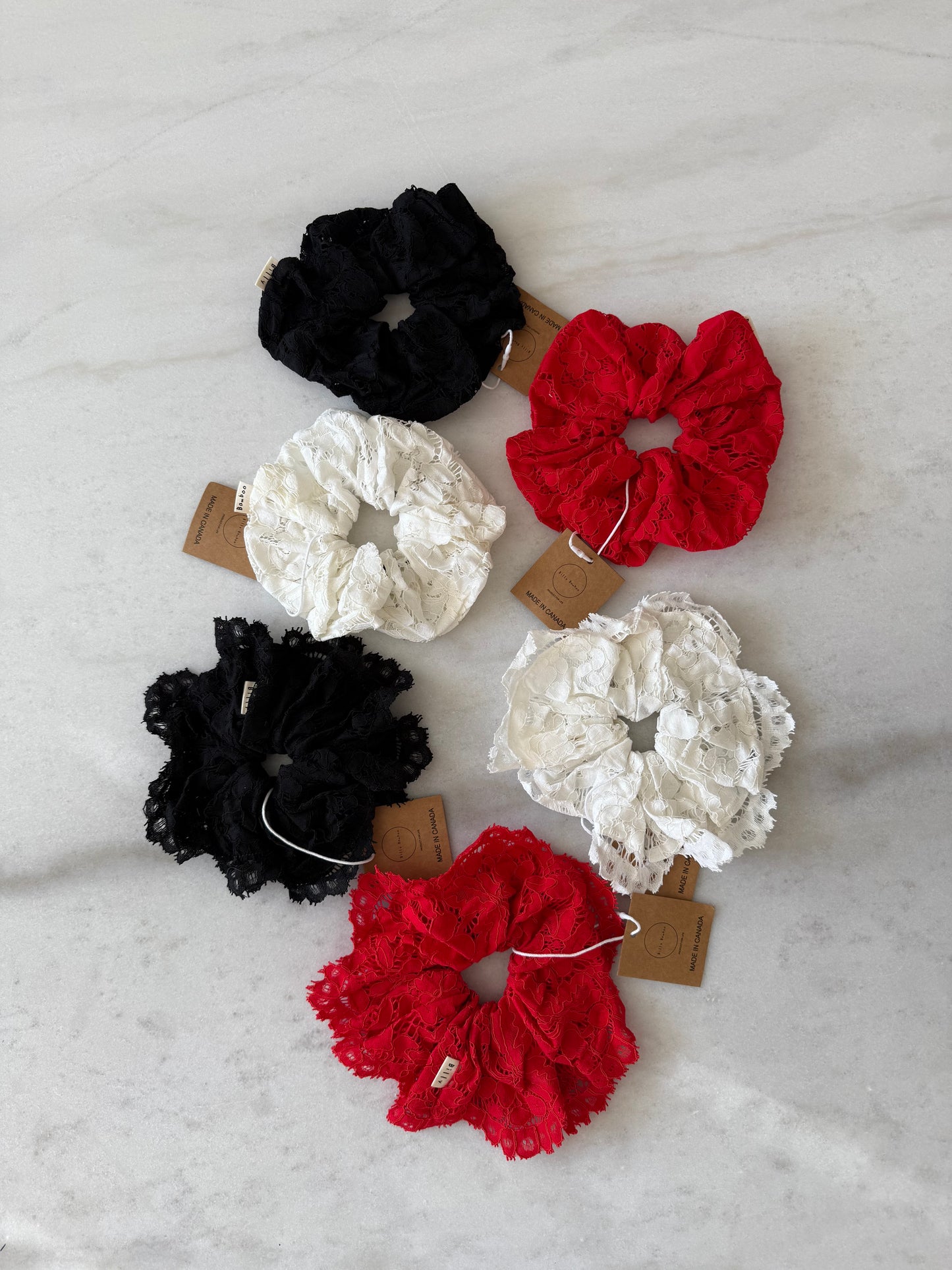 LACE SCRUNCHIES