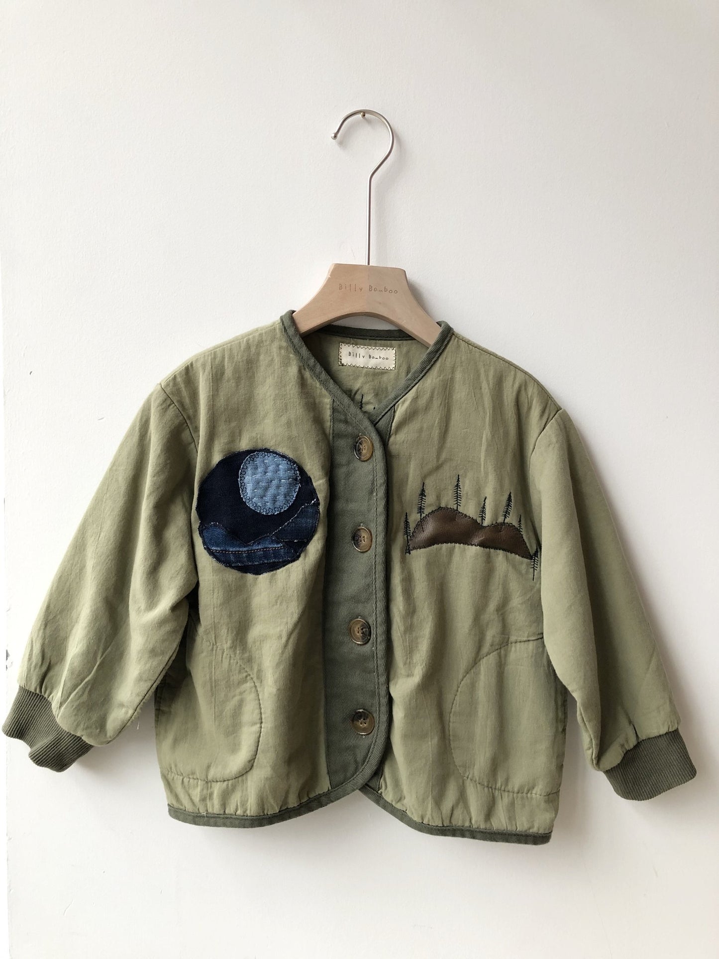 MOUNTAINS EMBELLISHMENT