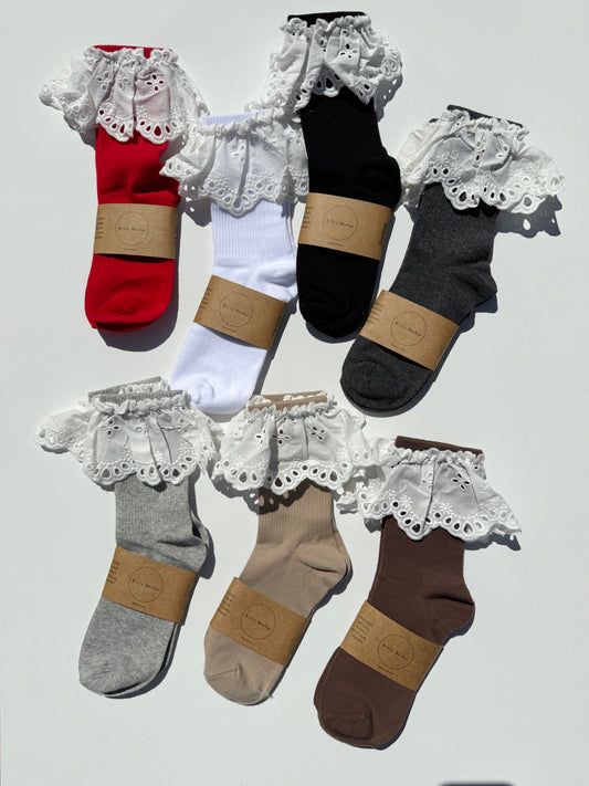 COTSWOLD MEADOW LACE SOCKS - neutral