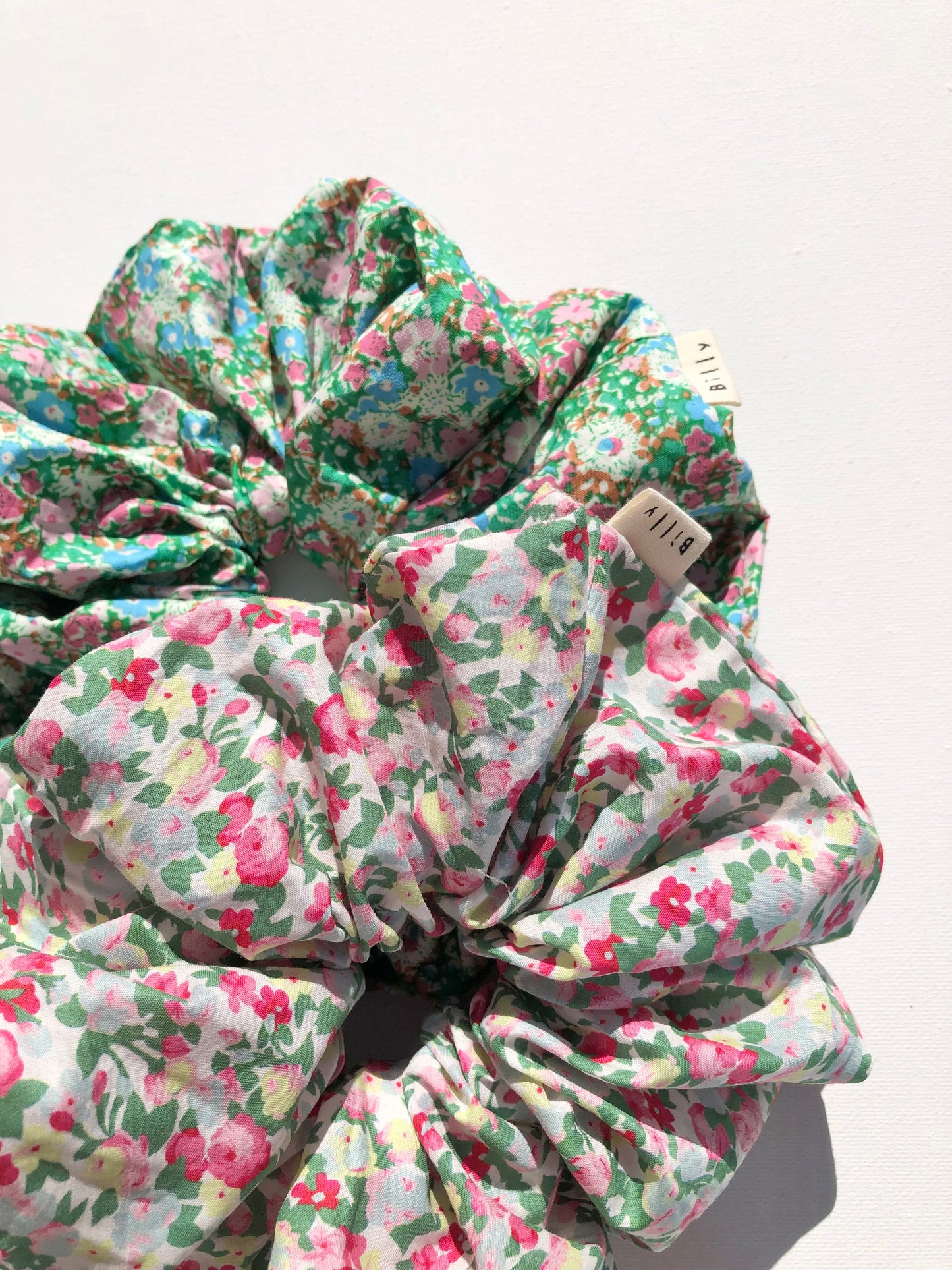 PRINCE EDWARD FLORAL SCRUNCHIES