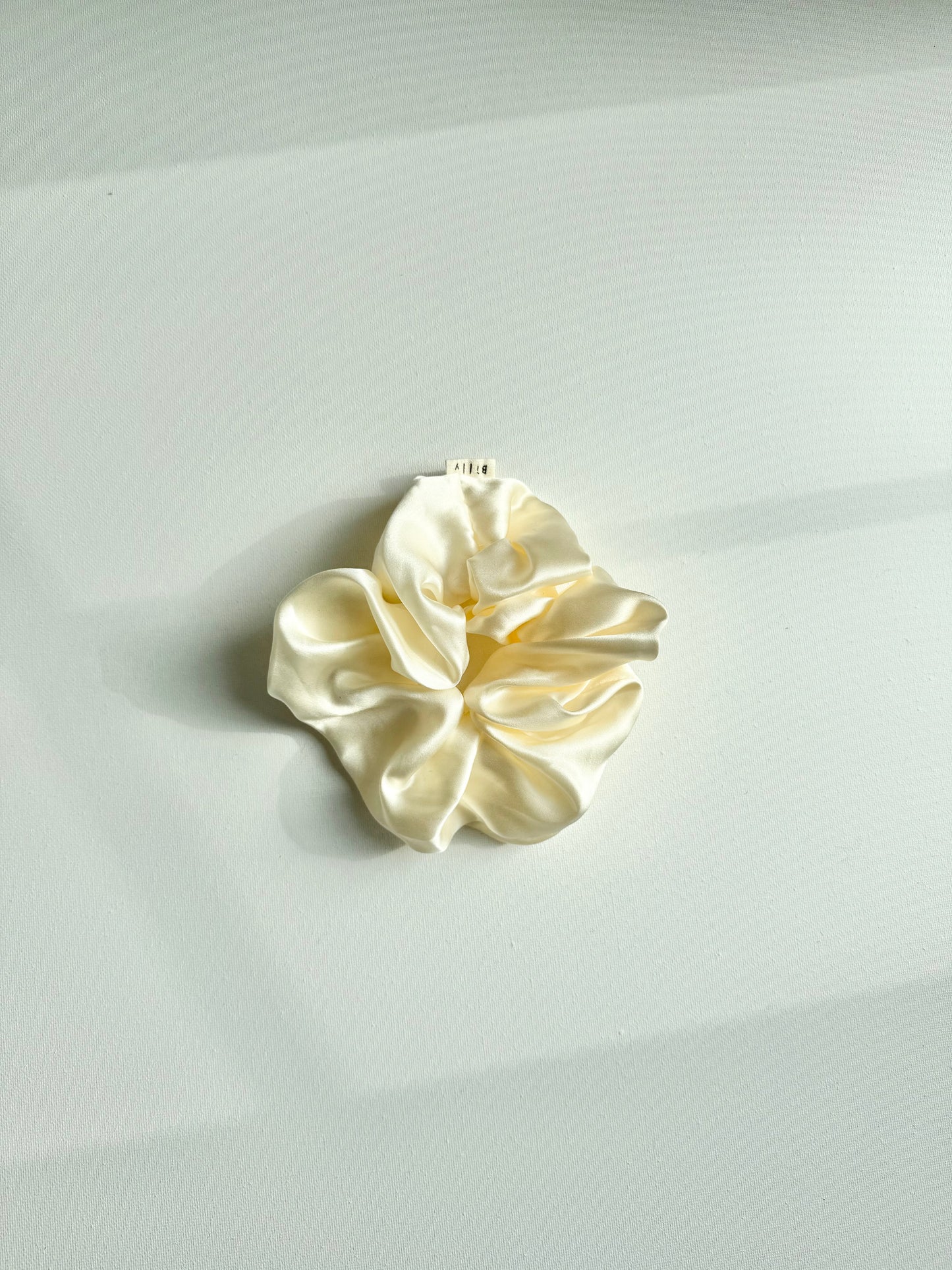 PURE SILK SCRUNCHIES