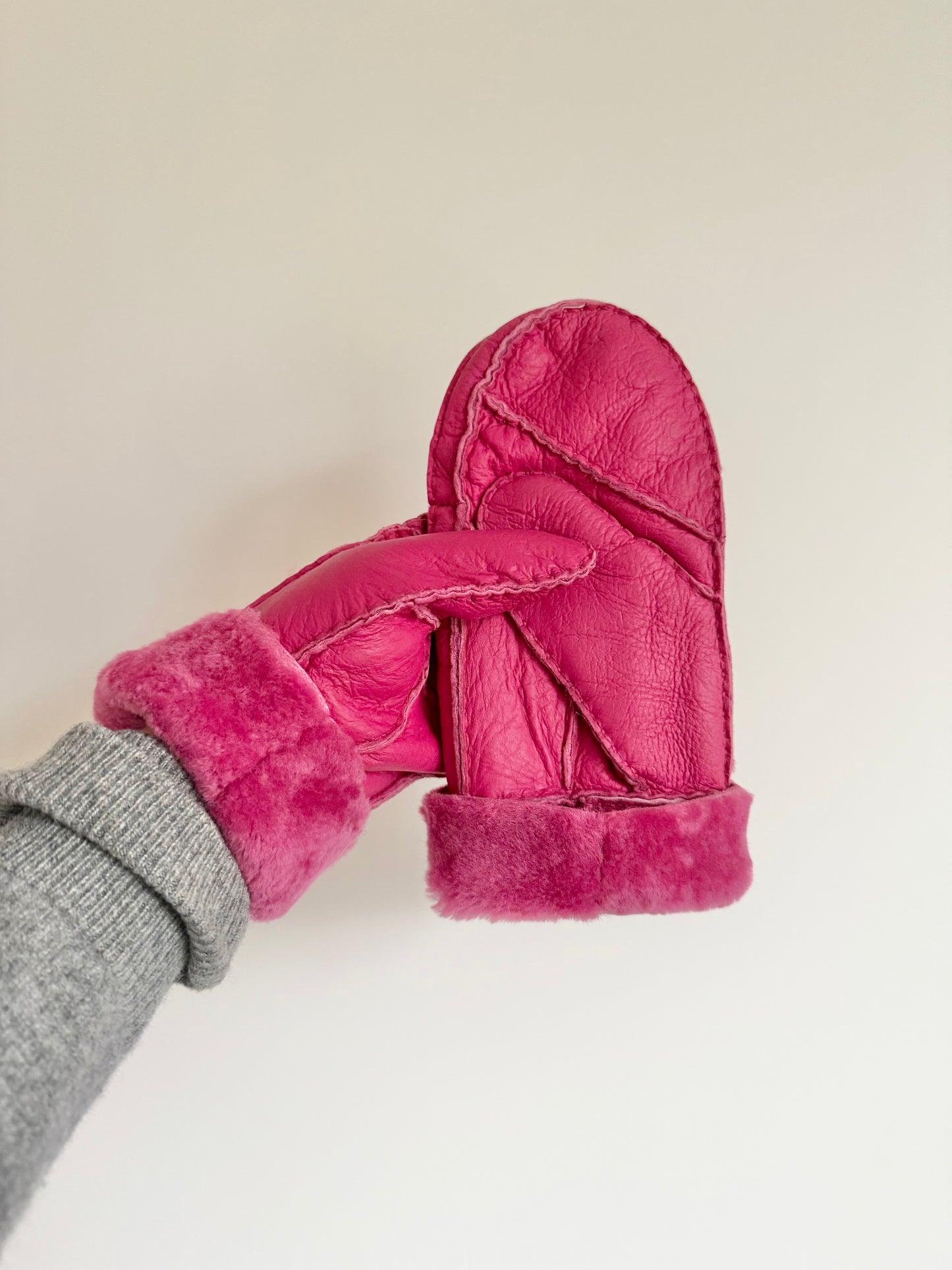 SHEARLING MITTENS