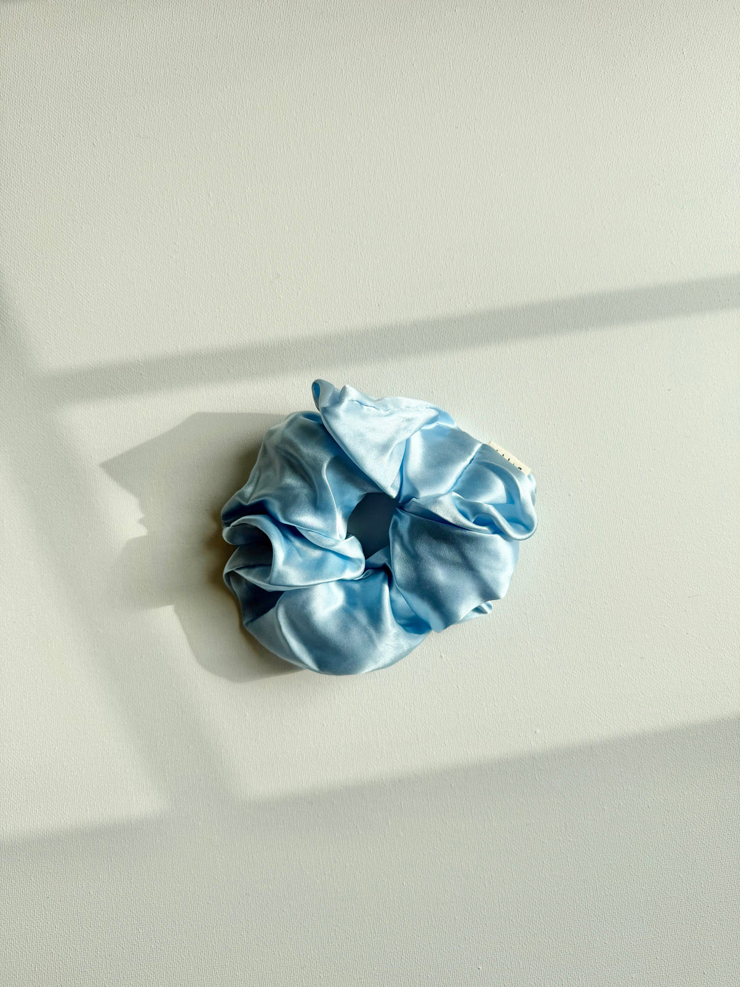 PURE SILK SCRUNCHIES