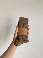 Load image into Gallery viewer, RIBBED COTTON HIGH SOCKS - neutral