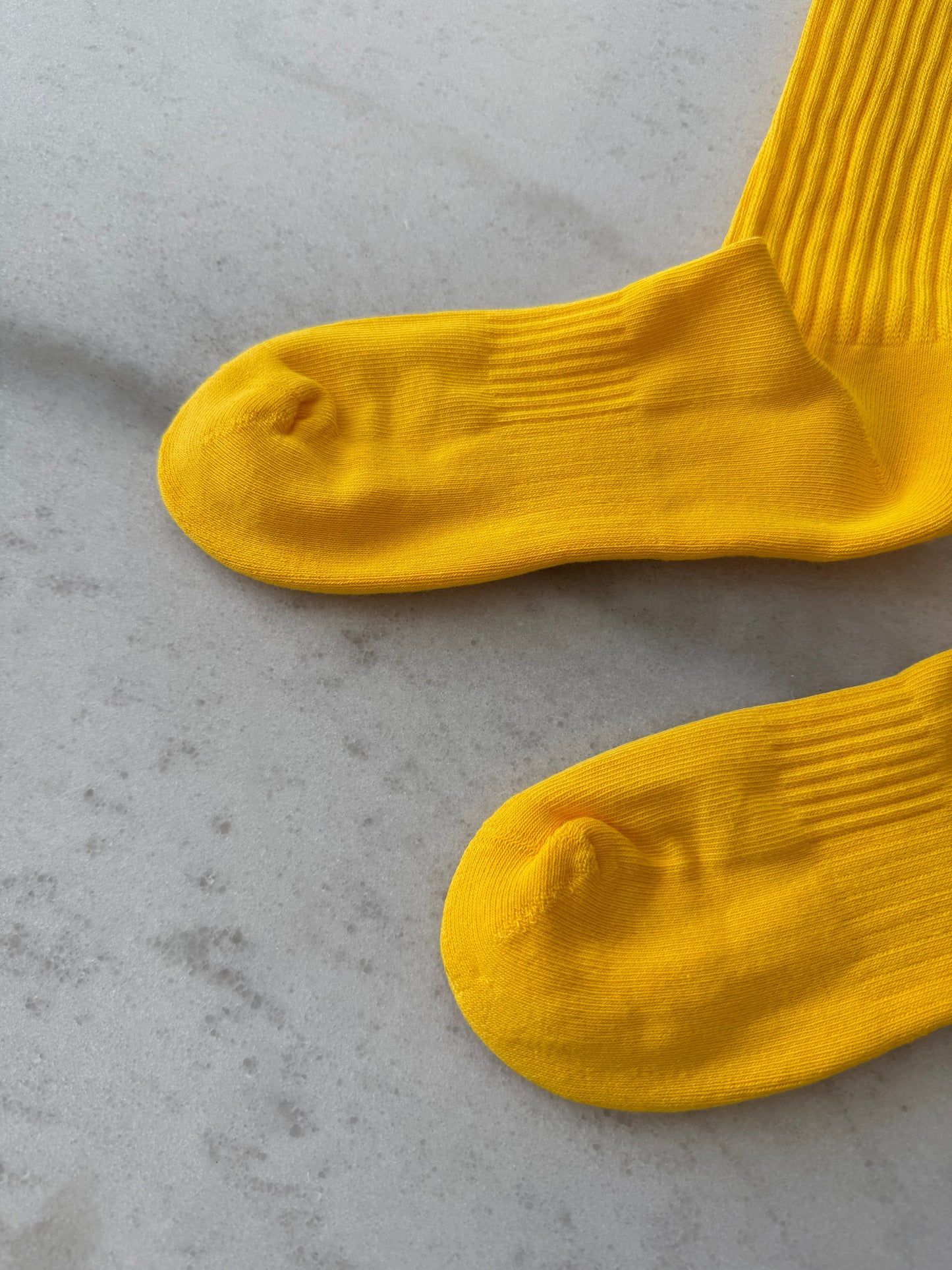 MEN’S ATHLETIC HIGH SOCKS