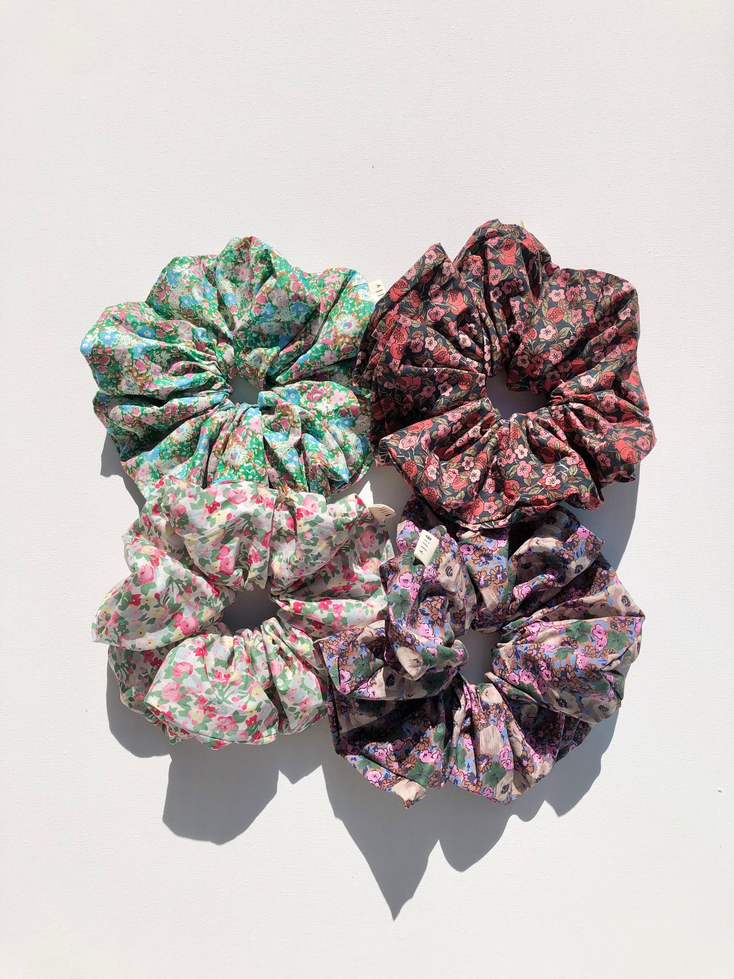 PRINCE EDWARD FLORAL SCRUNCHIES