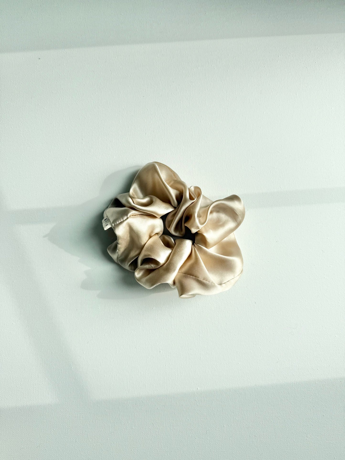 PURE SILK SCRUNCHIES