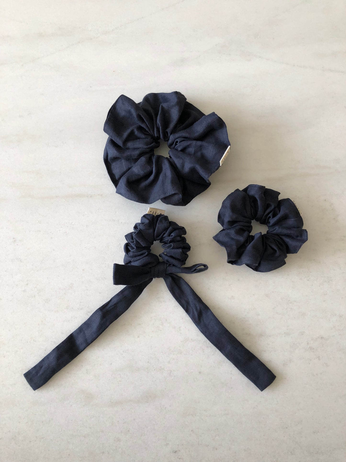 PURE LINEN SCRUNCHIES - neutral