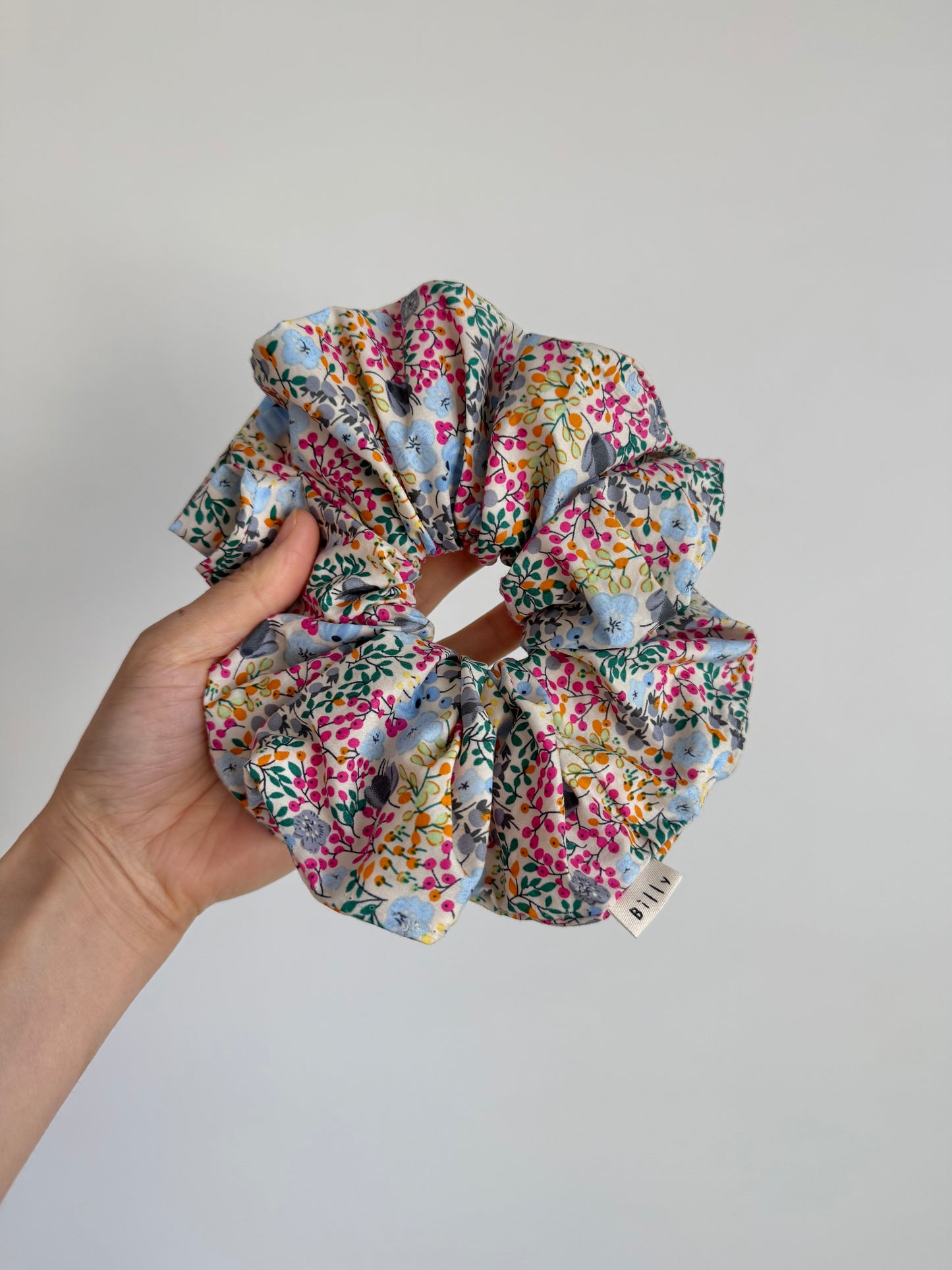 PRINCE EDWARD FLORAL SCRUNCHIES