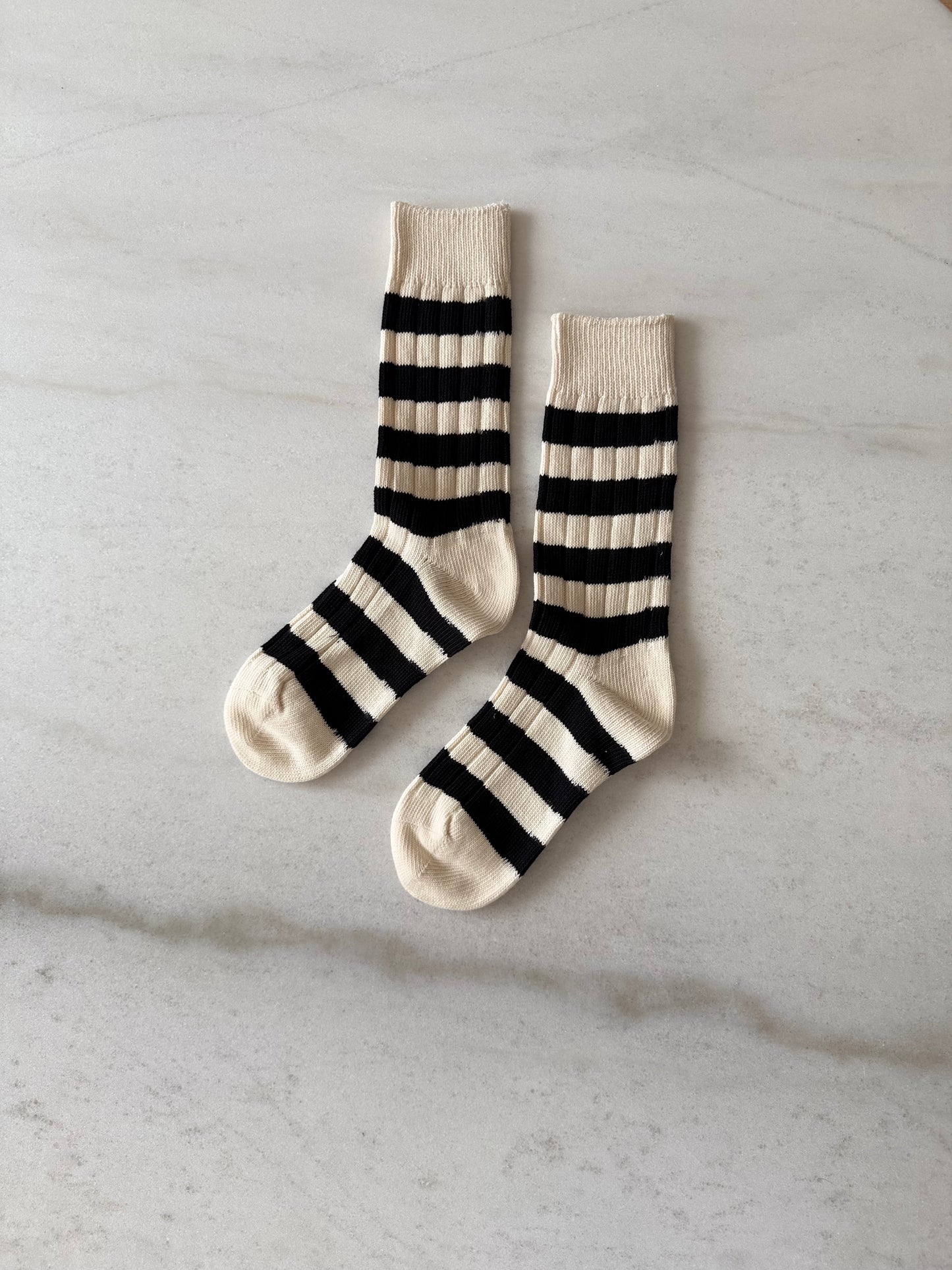 COLOR STRIPE HIGH SOCKS