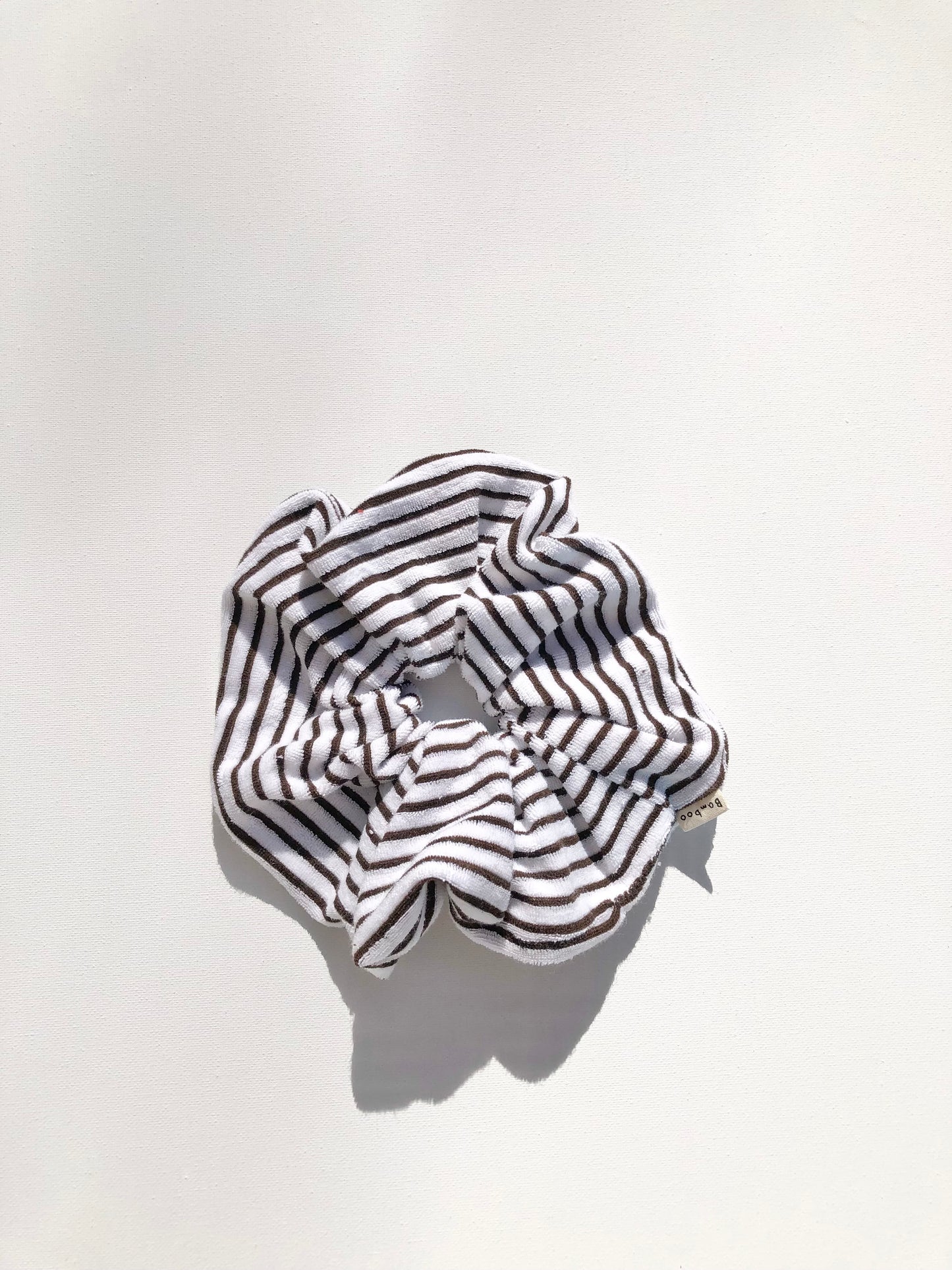 NOVA SCOTIA TOWELLING STRIPE SCRUNCHIES - neutral