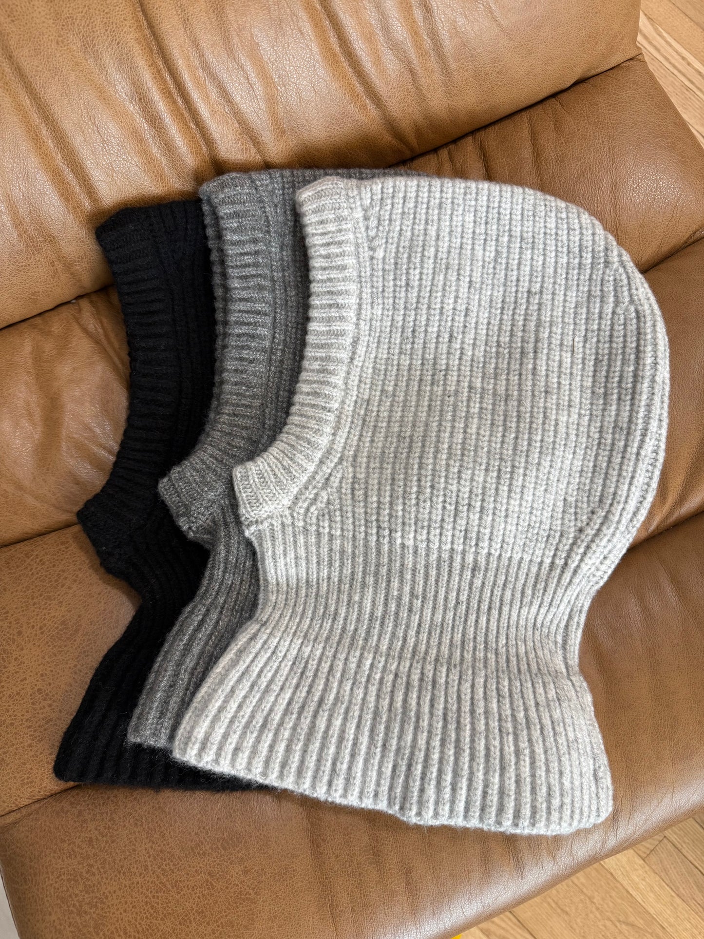 FUZZY ALPACA BALACLAVA - neutral