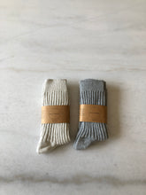 Load image into Gallery viewer, RIBBED COTTON HIGH SOCKS - neutral