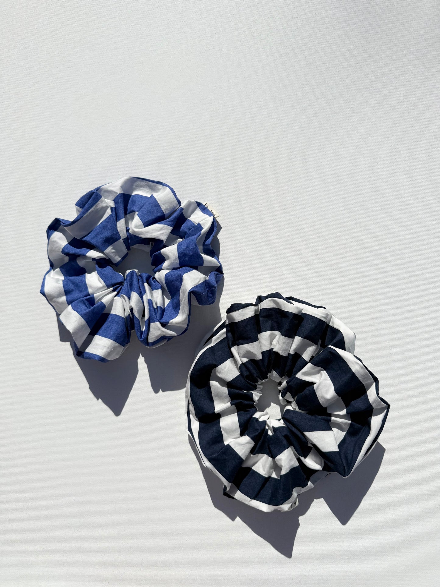 STRIPE OVERSIZED SCRUNCHIES