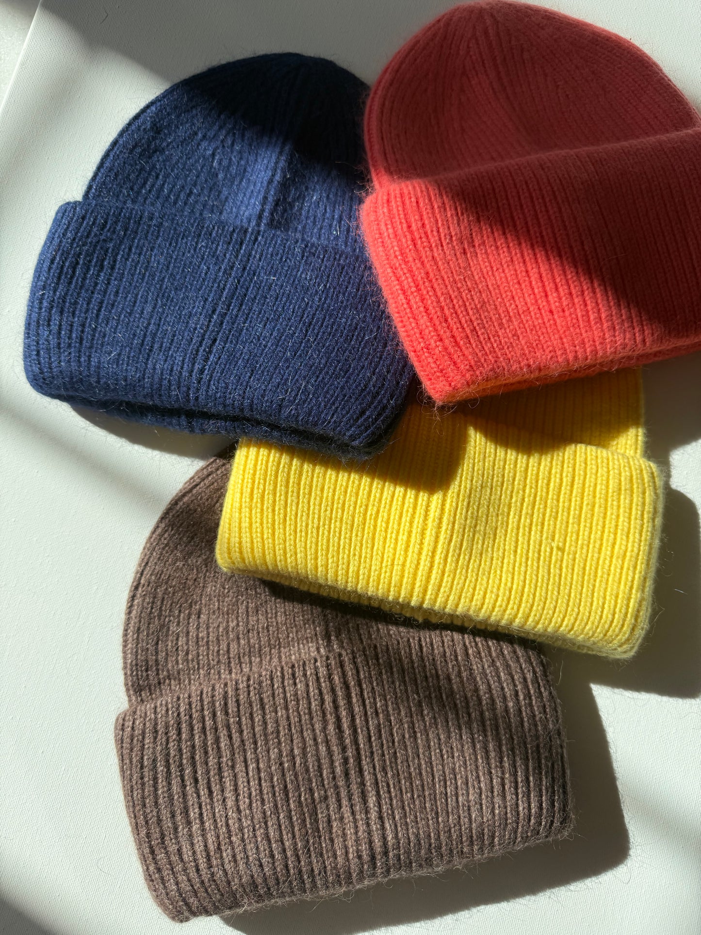 ROYAL ANGORA BEANIE - neutral