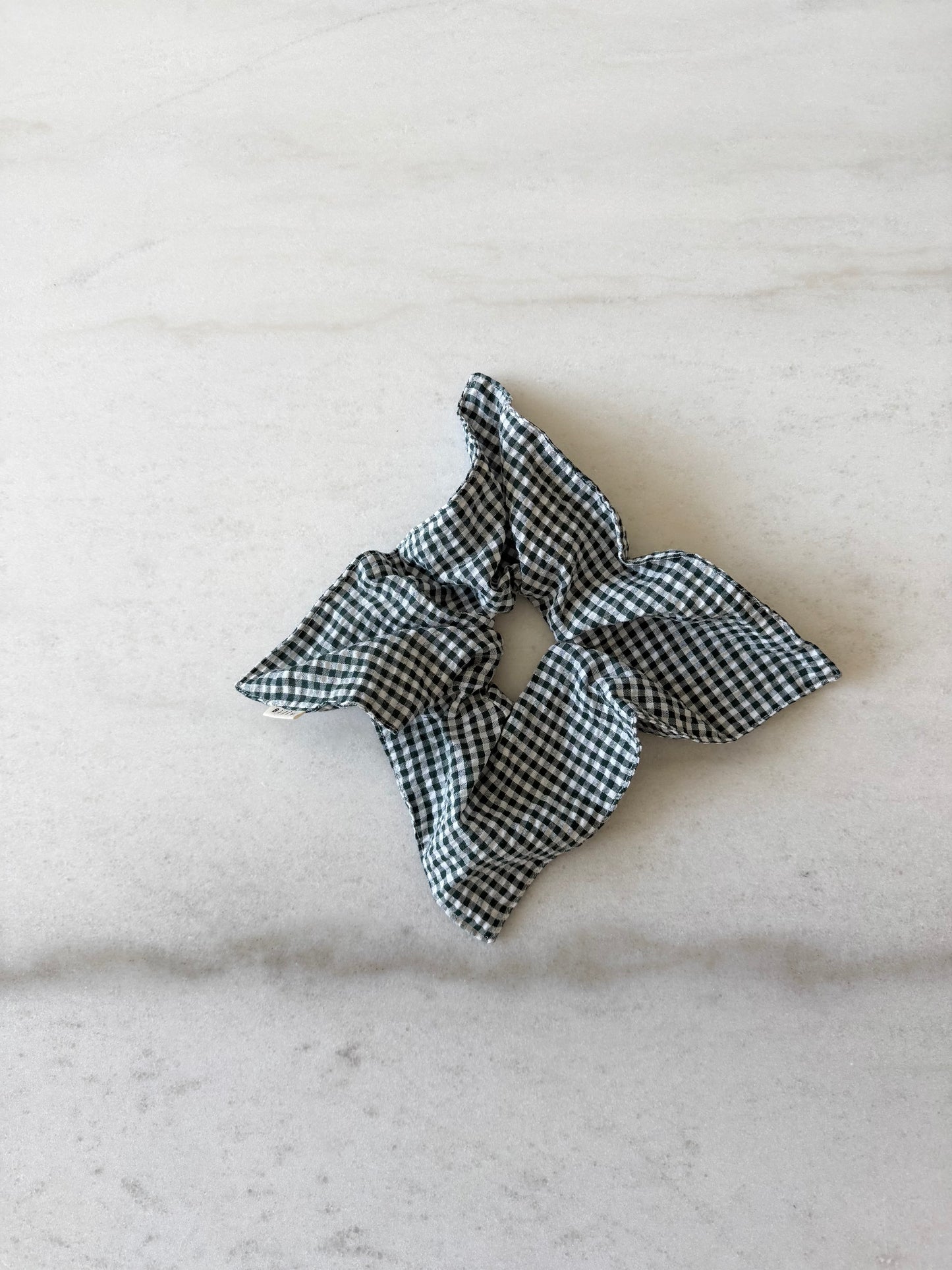 MINI GINGHAM PETAL SCRUNCHIES - neutral