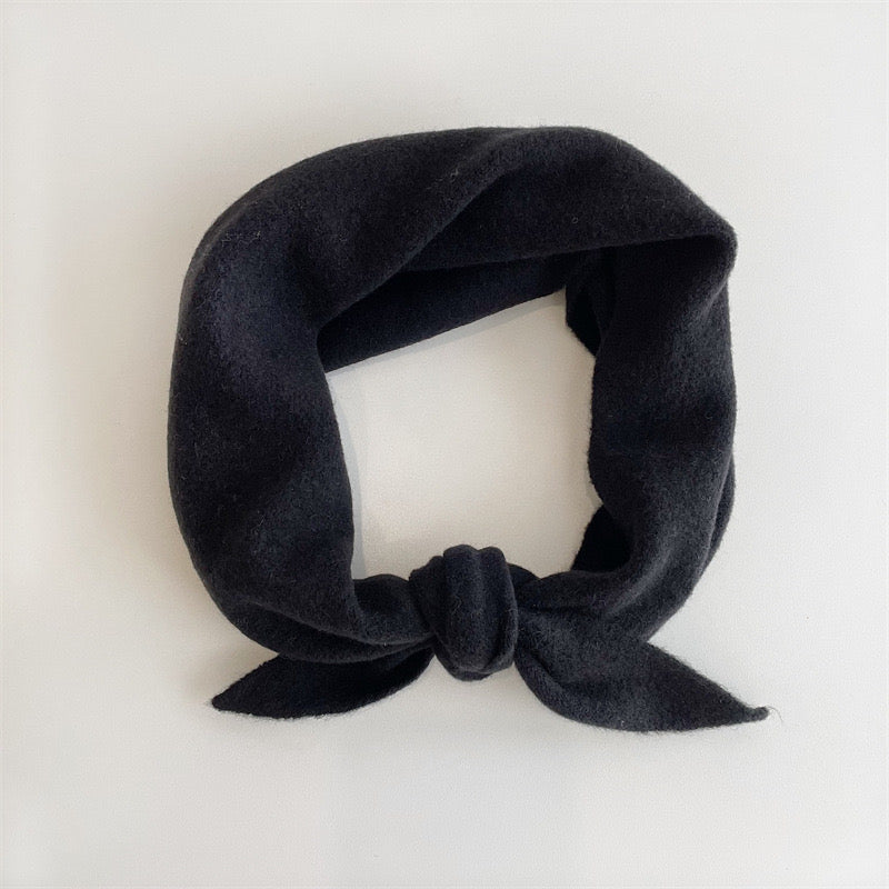 FUZZY WOOL CRAVAT SCARF - neutral