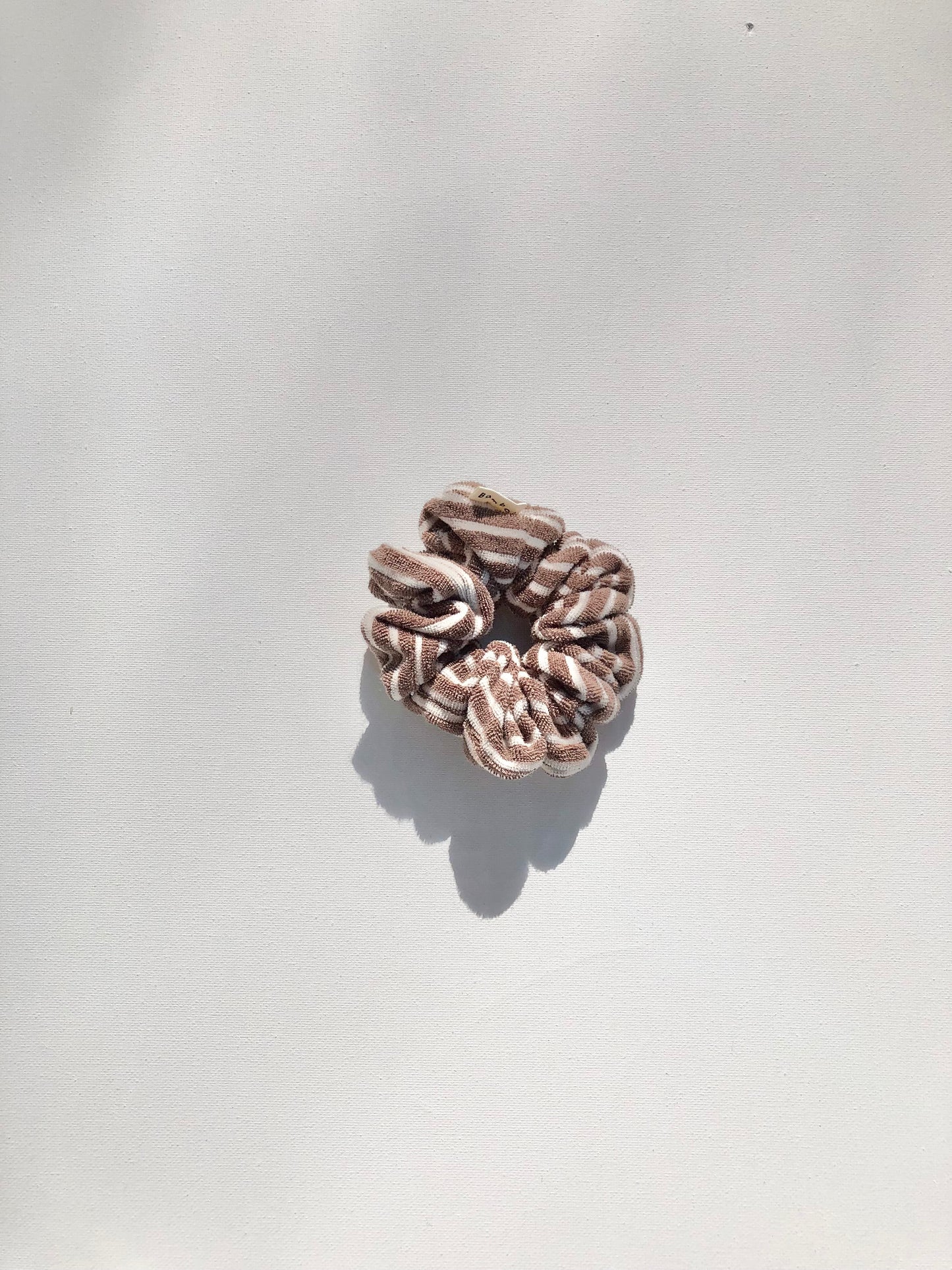 NOVA SCOTIA TOWELLING STRIPE SCRUNCHIES - neutral