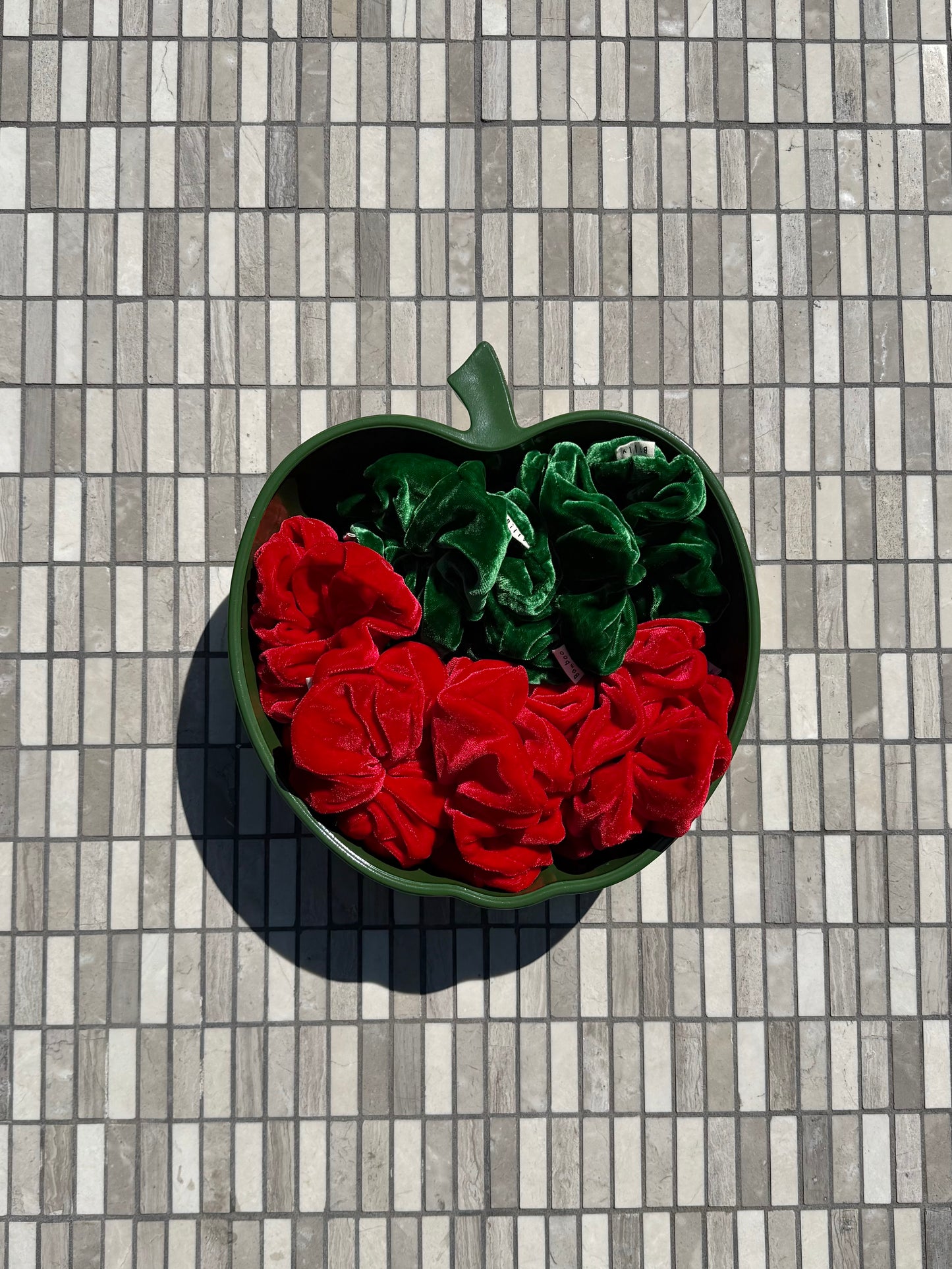 SILK VELVET SCRUNCHIES - crystal bright