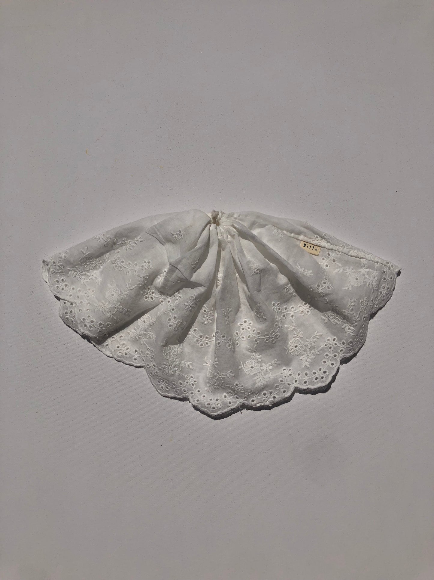 BELLA LACE SCRUNCHIES