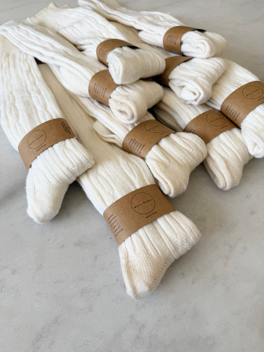 CANADA WOOL CABLE KNEE SOCKS
