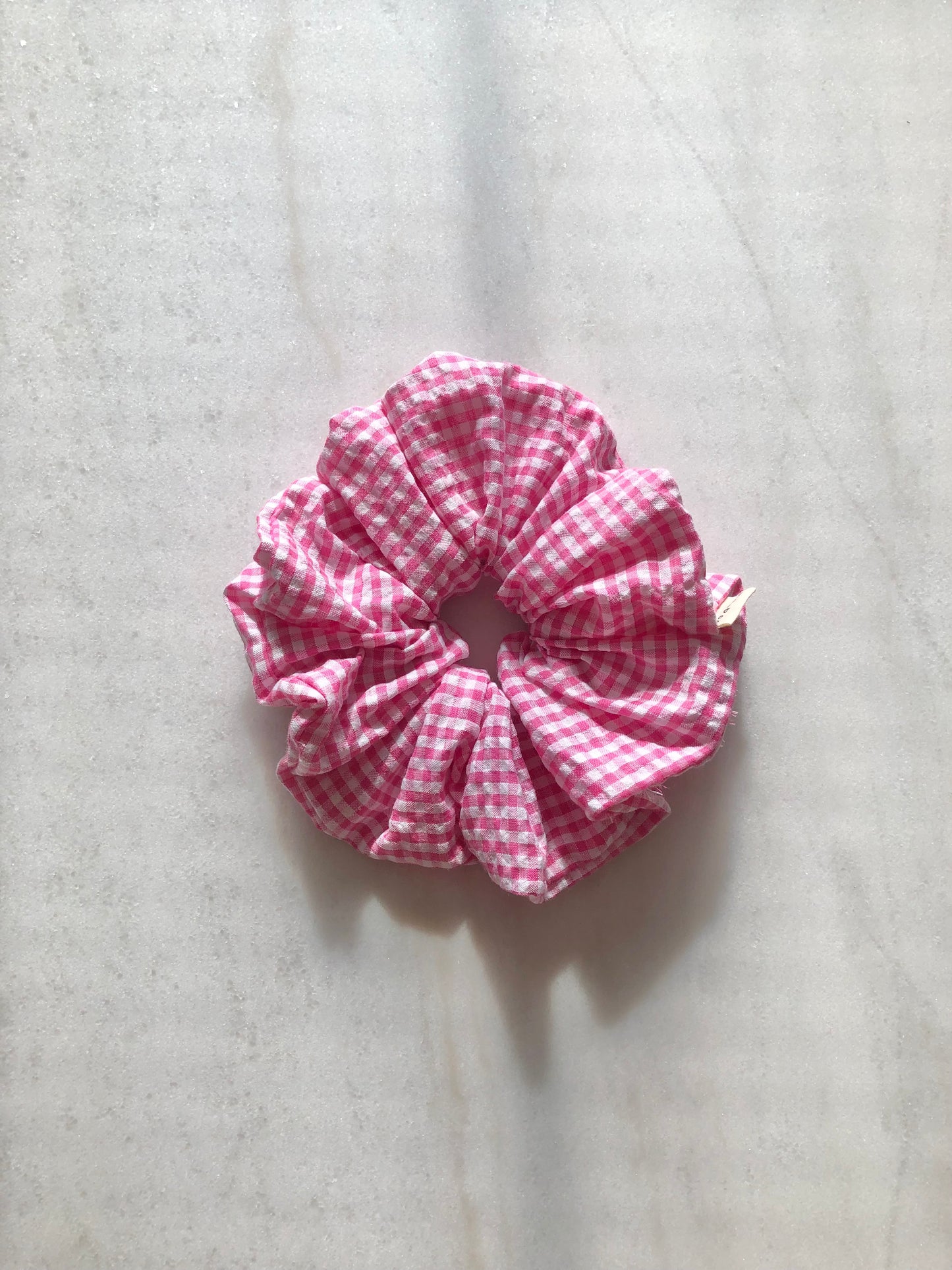 MINI GINGHAM SEERSUCKER SCRUNCHIES - snow pastel