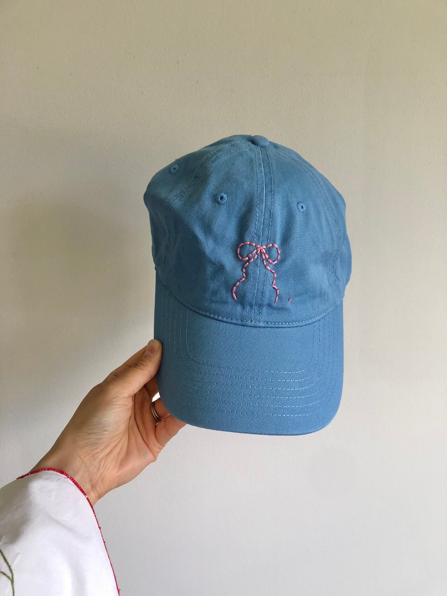 HAND EMBROIDERY BOW CAPS - pastel