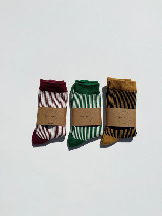 PIN STRIPE SOCKS