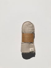 Load image into Gallery viewer, KIDS SHEARLING MITTENS