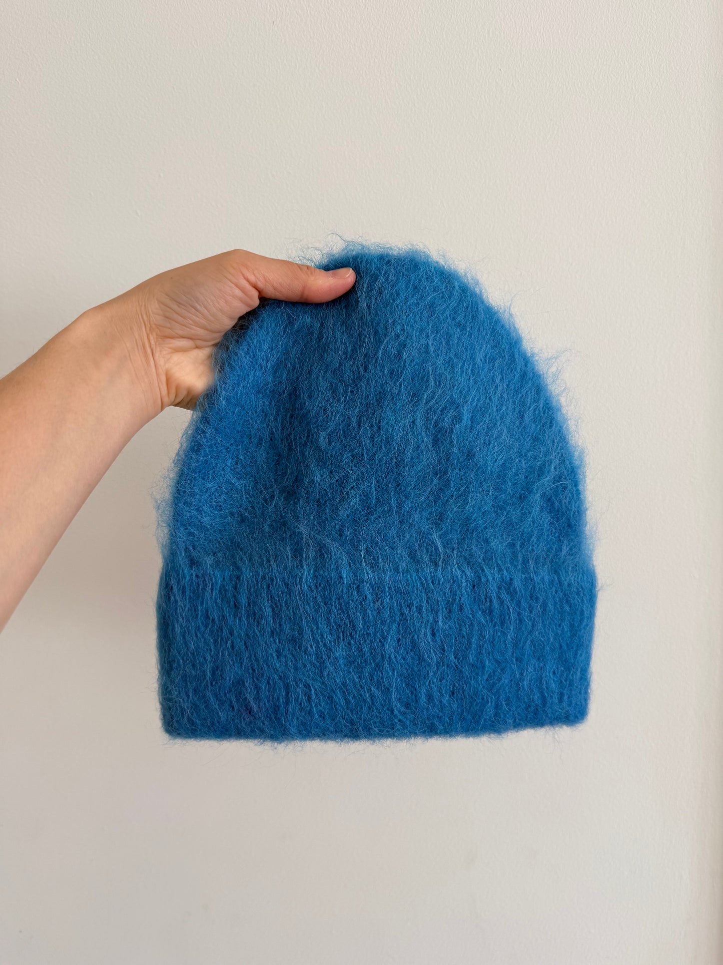 ALPACA FLUFFY BEANIE