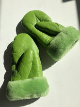 Load image into Gallery viewer, PUFFY SHEARLING MITTENS