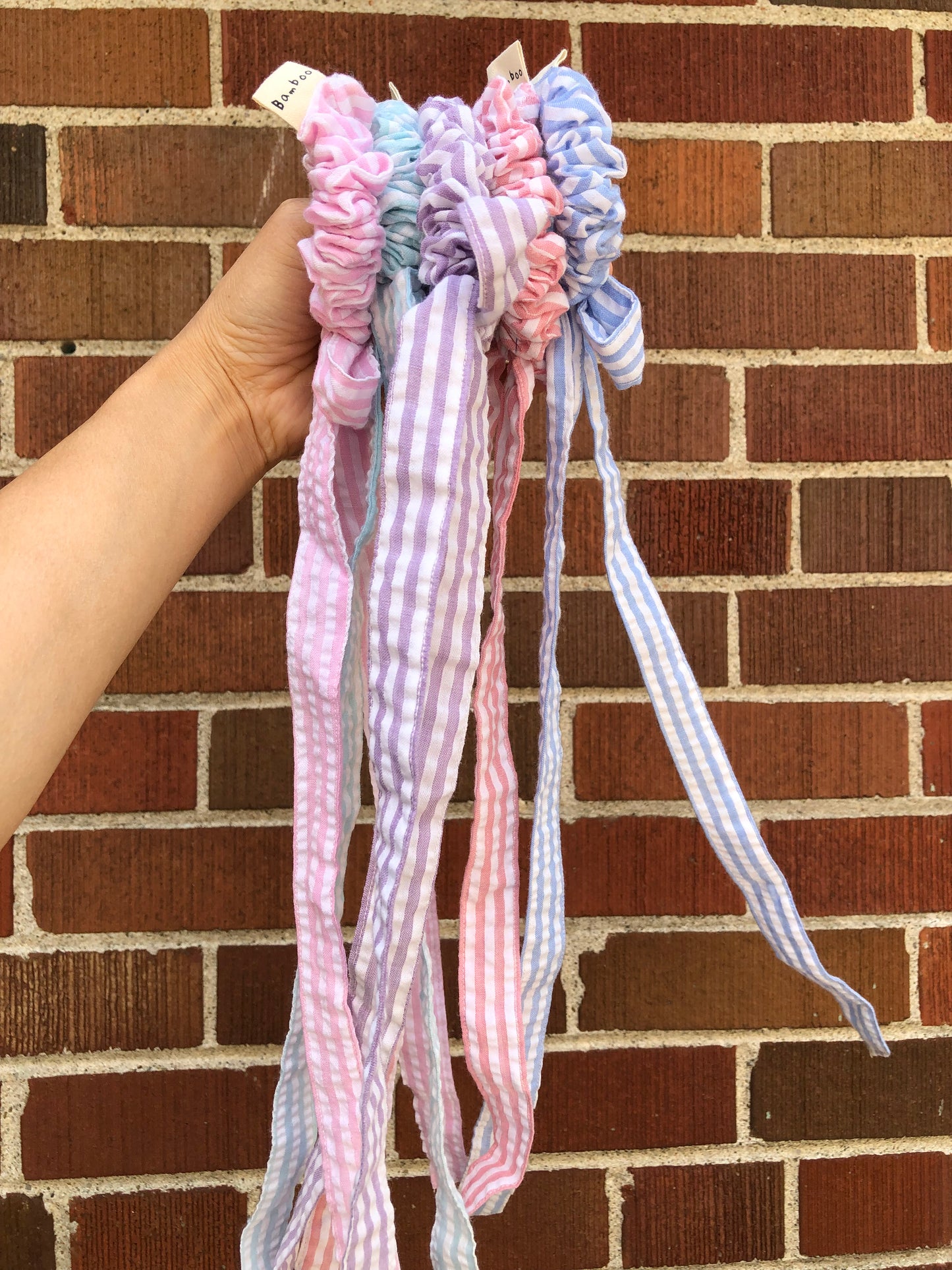 STRIPE BOW SCRUNCHIES