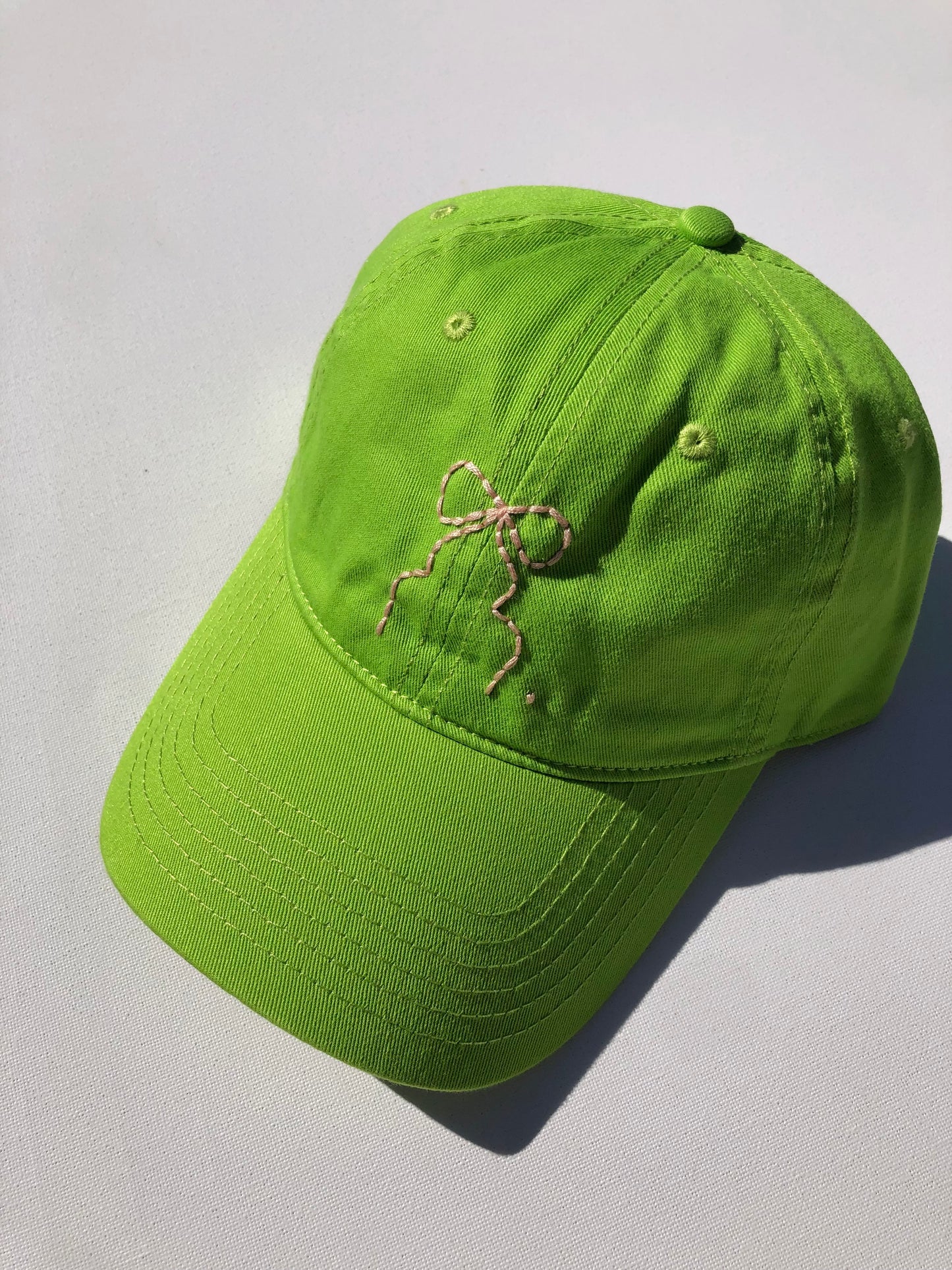 HAND EMBROIDERY BOW CAPS