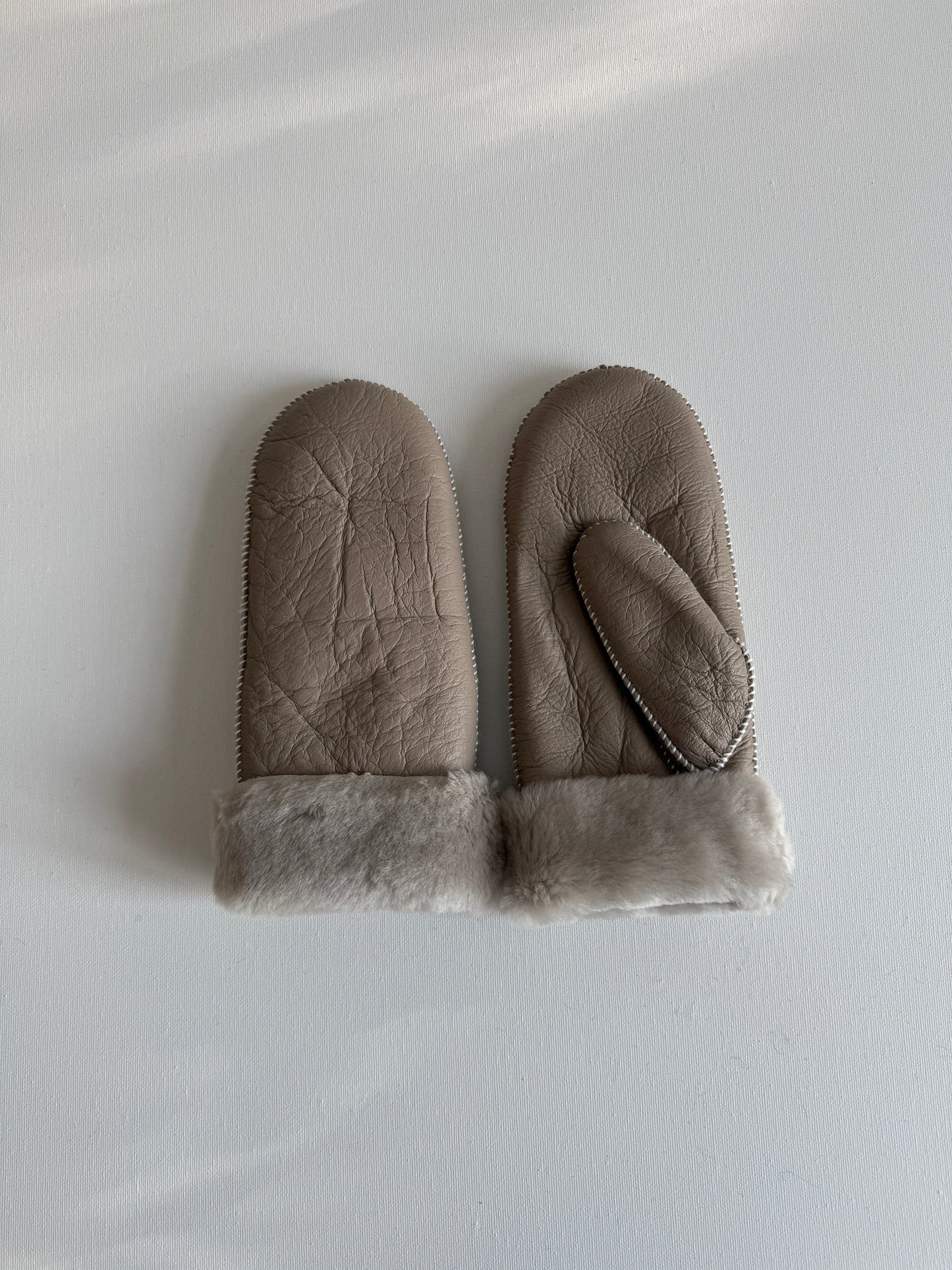 SHEARLING MITTENS