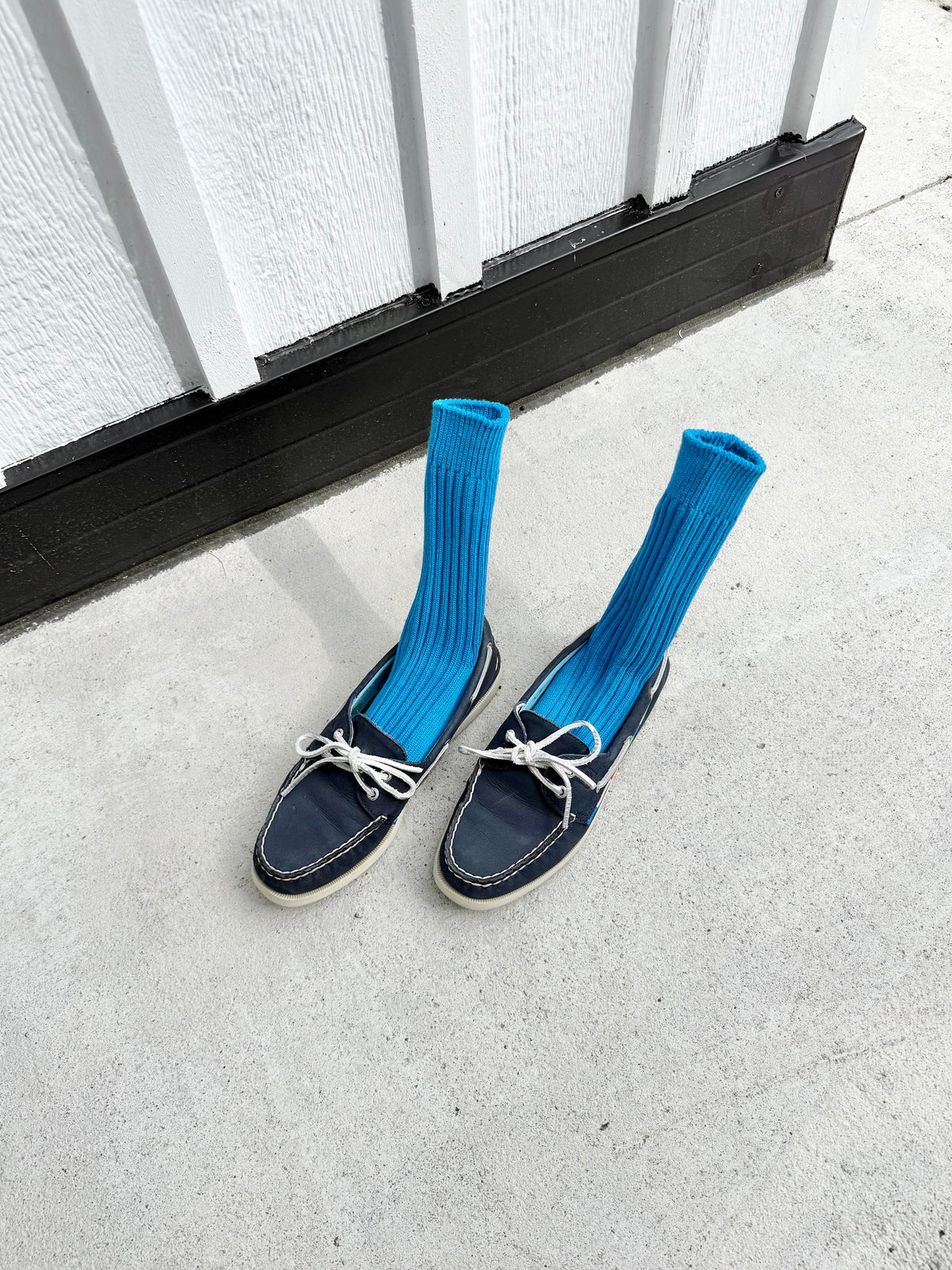 RIBBED COTTON HIGH SOCKS - crystal bright