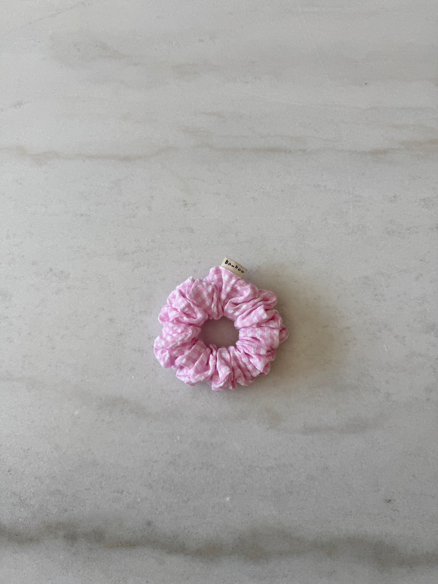 MINI GINGHAM SEERSUCKER SCRUNCHIES - crystal bright