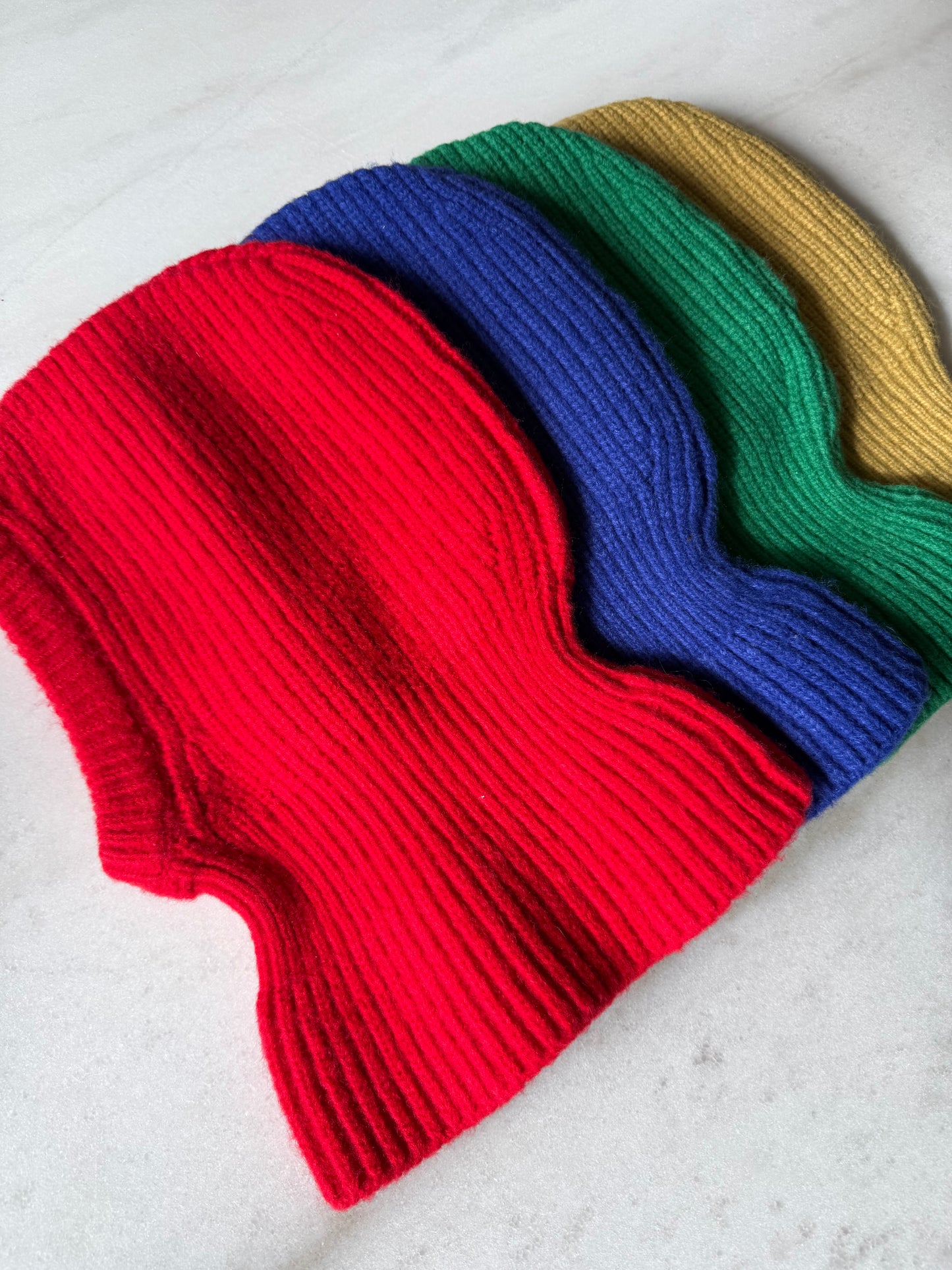 KIDS CHUNKY RIB BALACLAVA - crystal bright