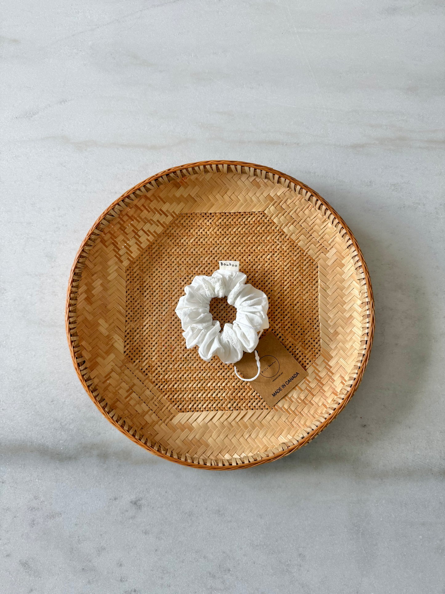 EMBROIDERED NAVY FLOWER SCRUNCHIE