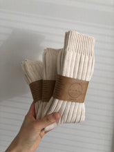 Load image into Gallery viewer, CHUNKY RIBBED HIGH SOCKS