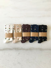 Load image into Gallery viewer, ROSE GARDEN SOCKS