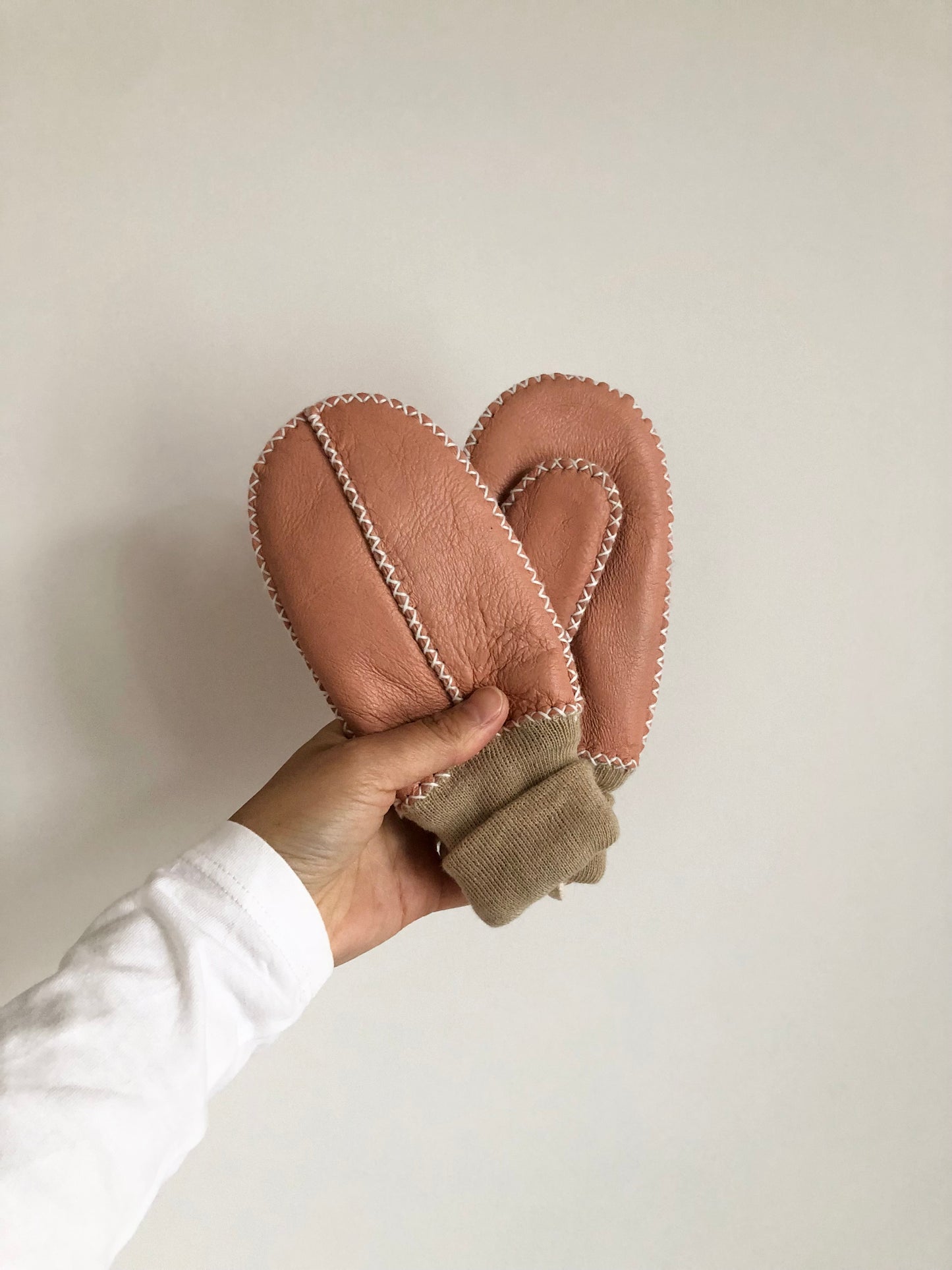 KIDS SHEARLING MITTENS