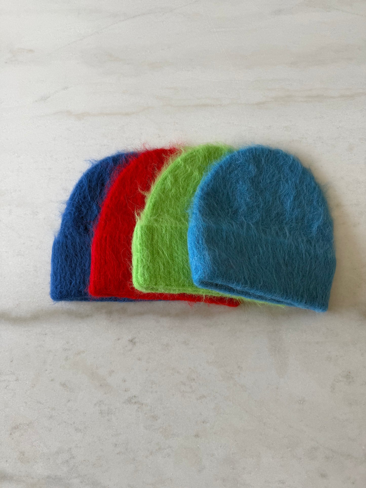 ALPACA FLUFFY BEANIE