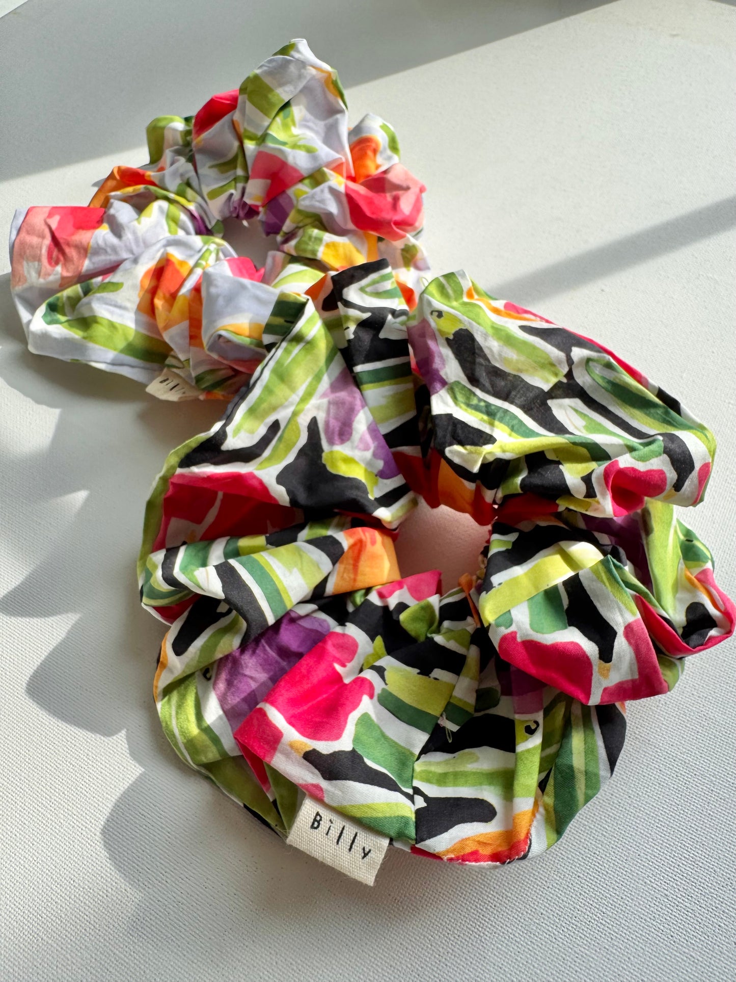 CHELSEA FLORAL SCRUNCHIES