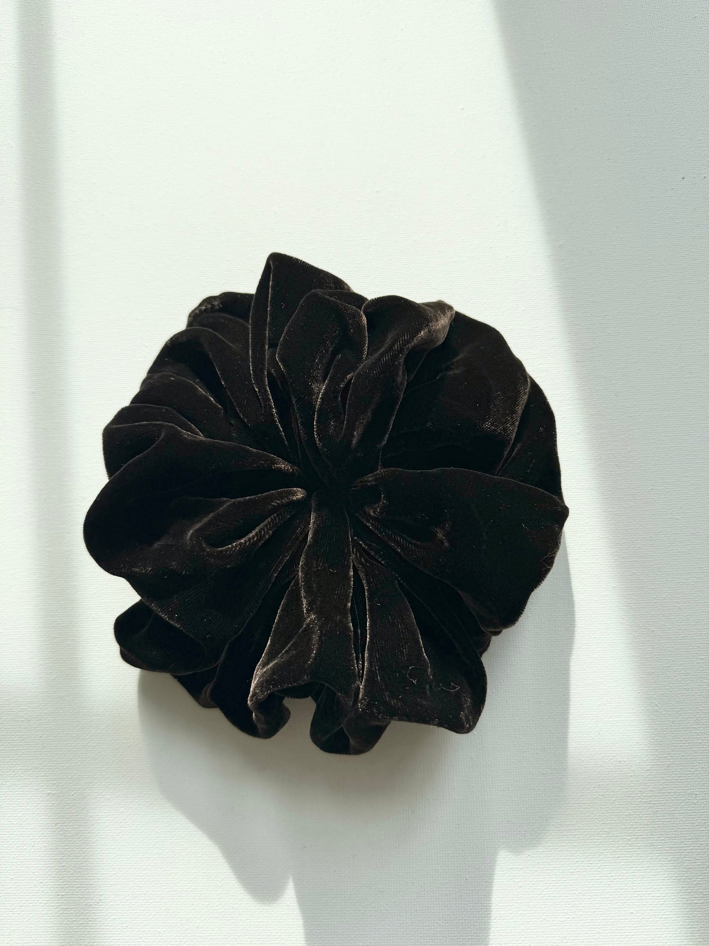 VELVET SCRUNCHIES - heritage