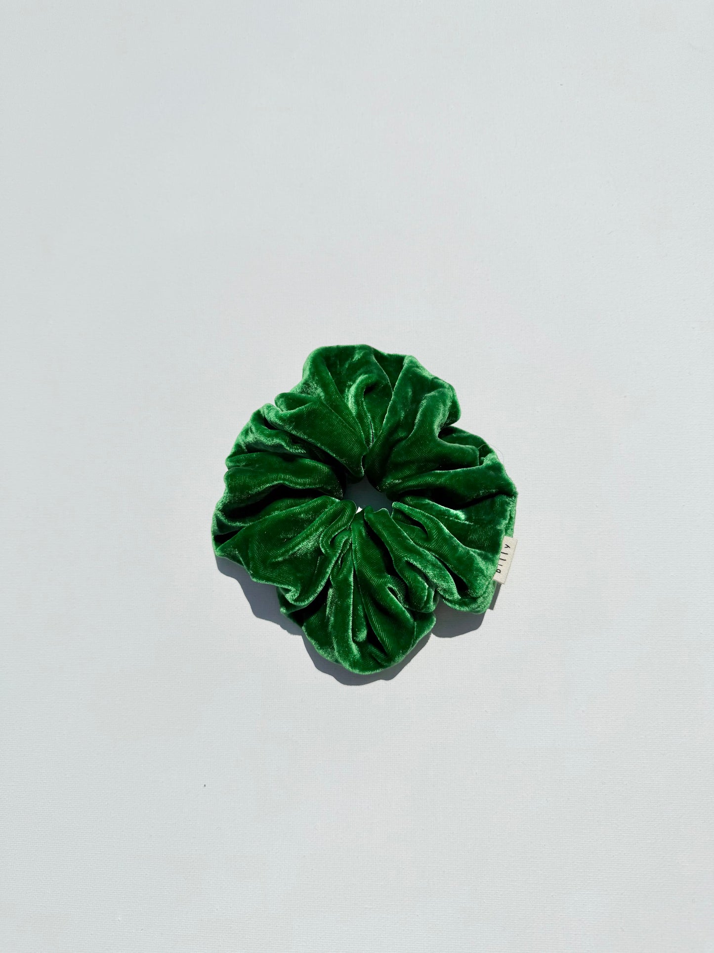 SILK VELVET SCRUNCHIES - crystal bright