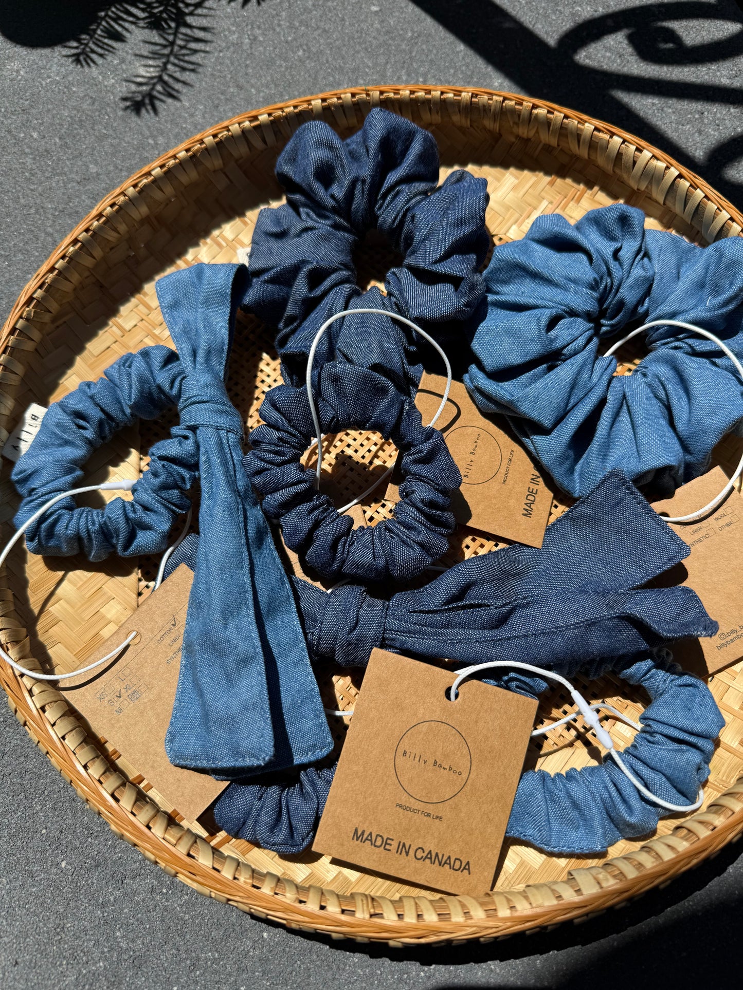 DENIM SCRUNCHIE