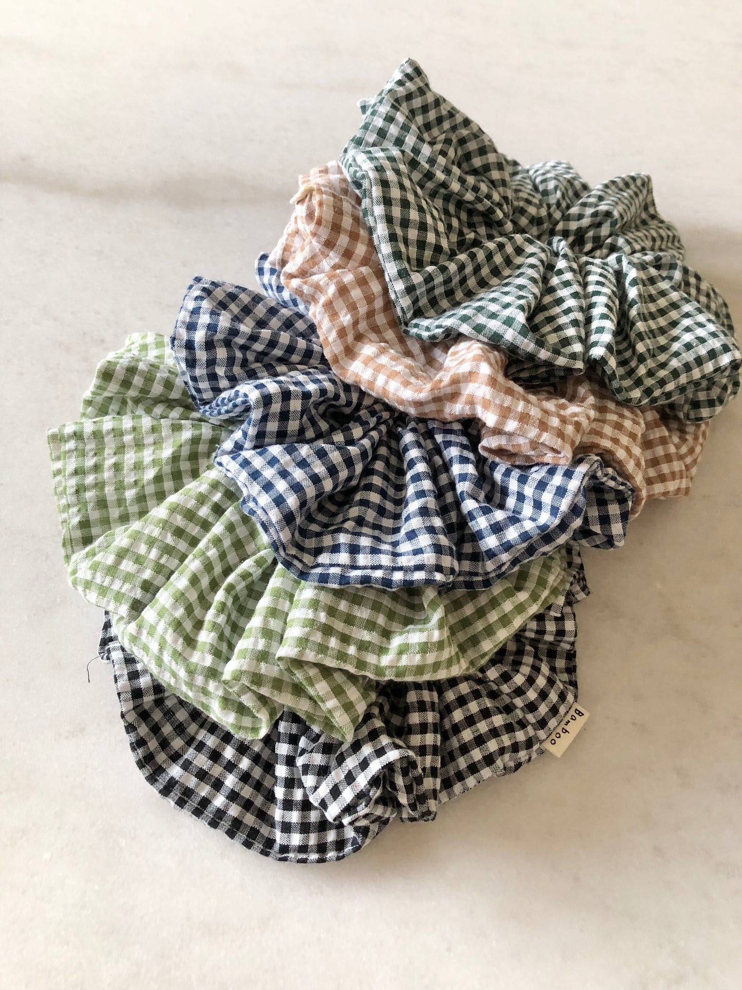 MINI GINGHAM SEERSUCKER SCRUNCHIES - neutral