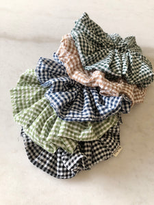MINI GINGHAM SEERSUCKER SCRUNCHIES - neutral