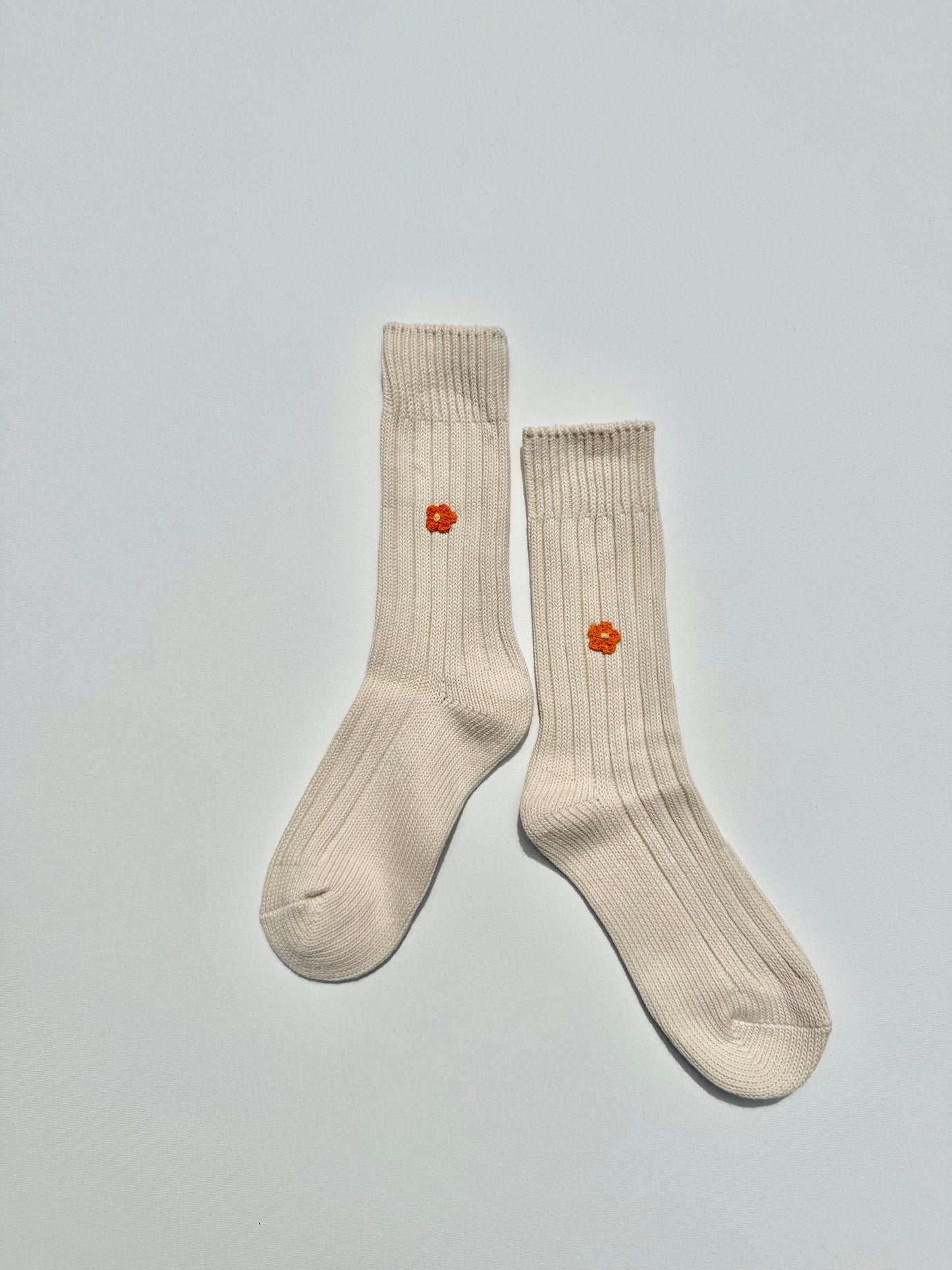 CROCHET MINI FLOWER SOCKS