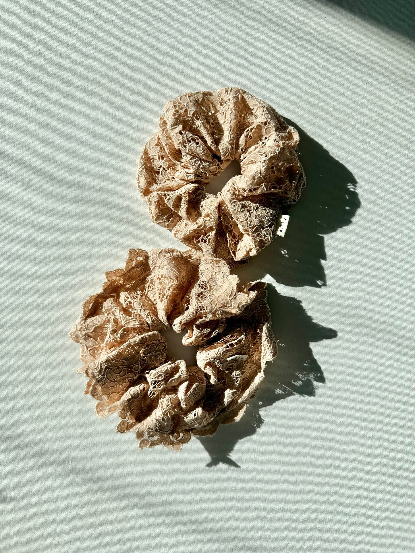 LACE SCRUNCHIES - neutral